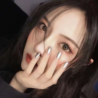 首次新闻记者职业资格考试举行