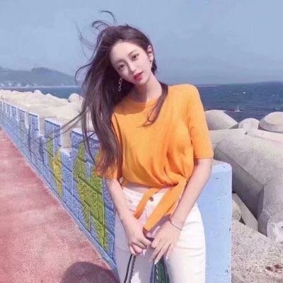 韩国影星车内烧炭自杀