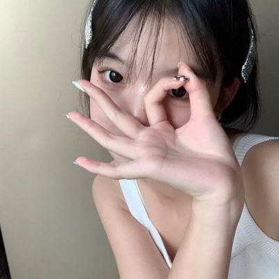 吐槽跨年布置像灵堂
