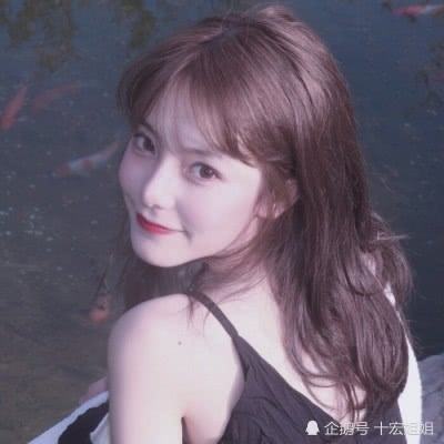 乡土四月天 中国网络媒体论坛走进南京龙尚村