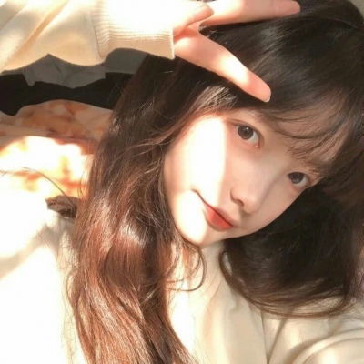 明日战热火小卡能复出吗？卢：让我们拭目以待