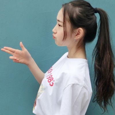 女星跨年晚会上唱歌跑调后致歉：对不起周华健大哥，我真的尽力了