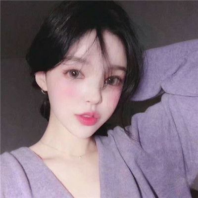 新华网评：我们不曾忘记，英雄从未远离